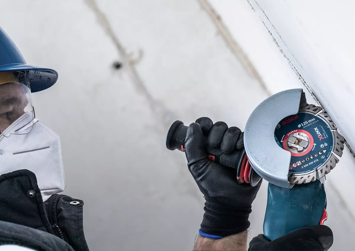 Disque à tronçonner EXPERT MultiMaterial X-LOCK 115mm Bosch